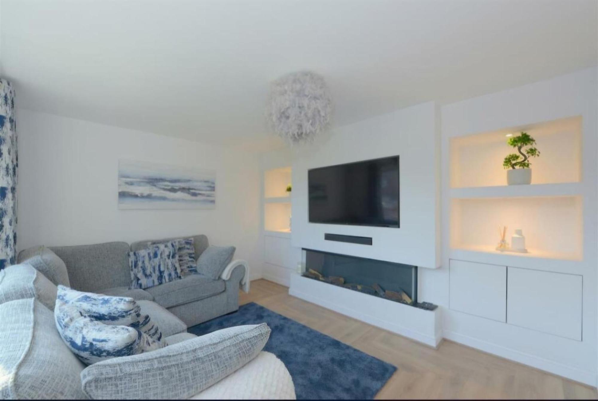 Modern 3 Bedroom Property With Free Driveway Parking By Shire Stays Shrewsbury Exteriör bild