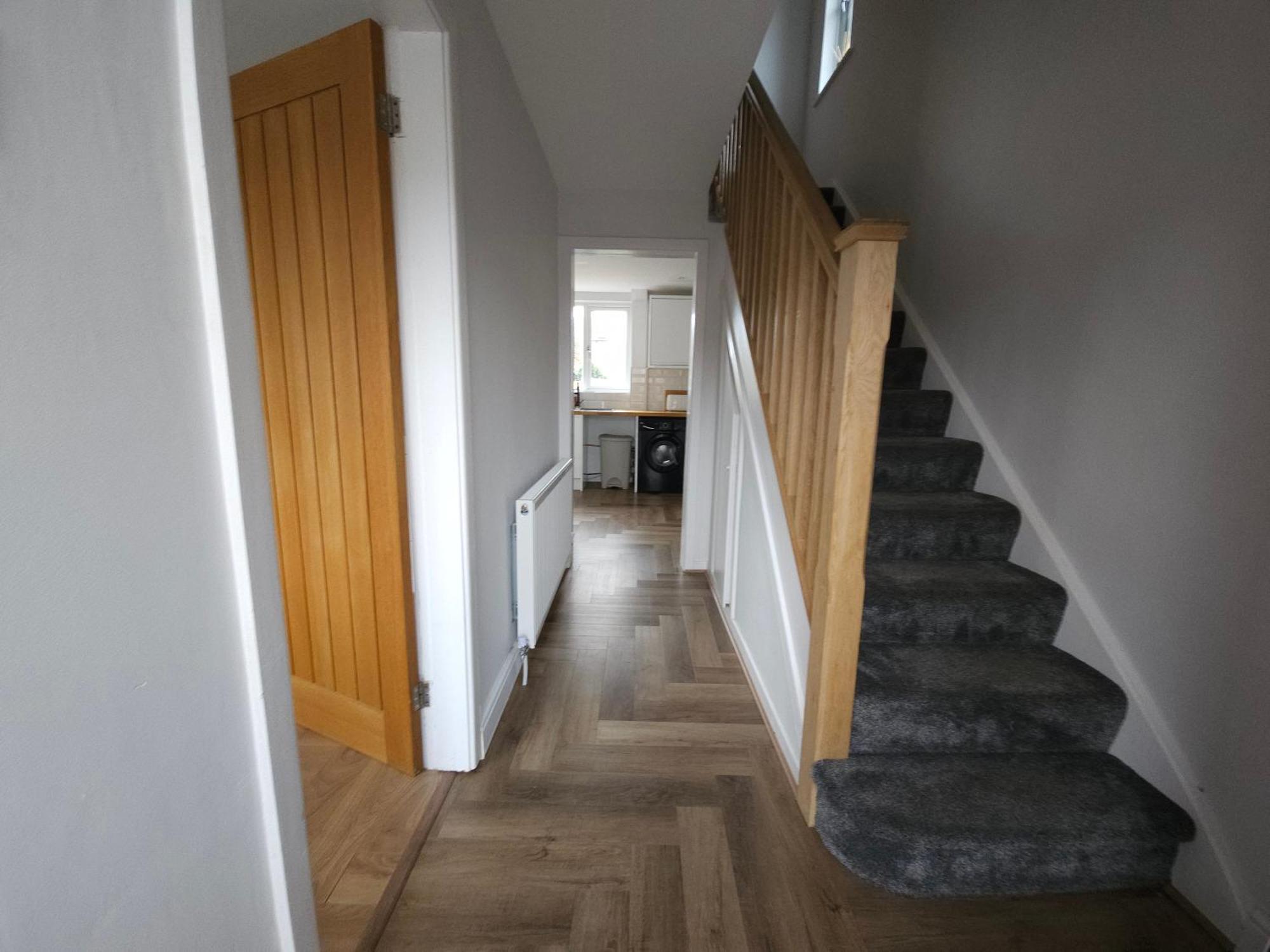 Modern 3 Bedroom Property With Free Driveway Parking By Shire Stays Shrewsbury Exteriör bild